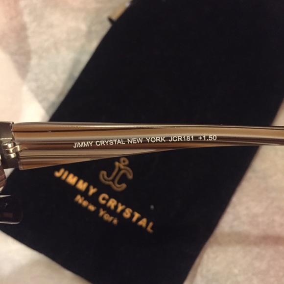 Readers - Picture 3 of 7